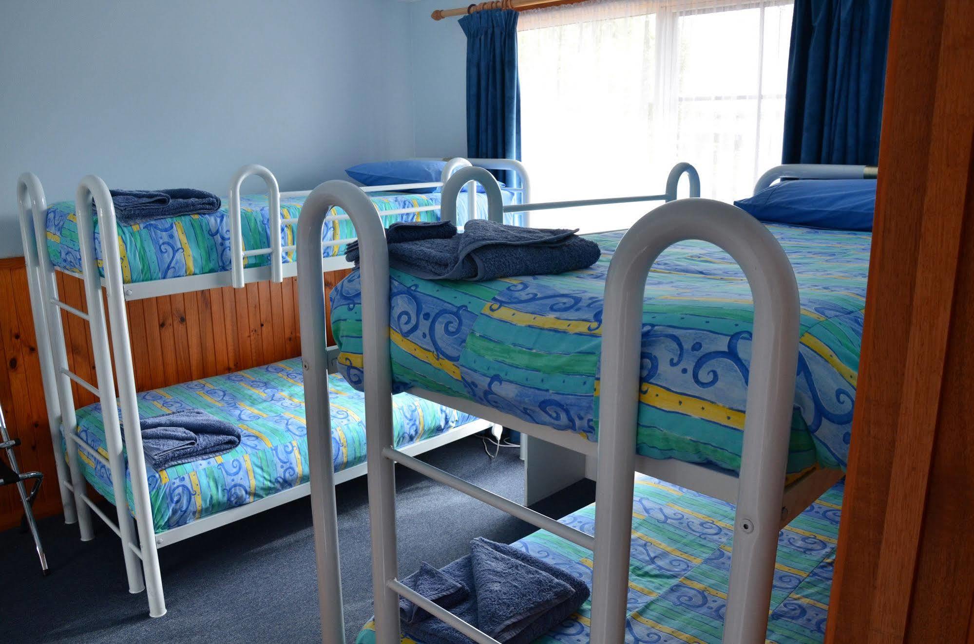 סטרהן Castaway Holiday Apartments מראה חיצוני תמונה